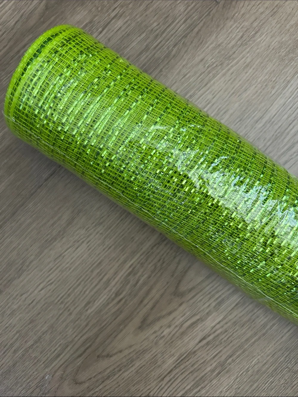 Pottery Barn Lime Green Sparkle Mesh Roll